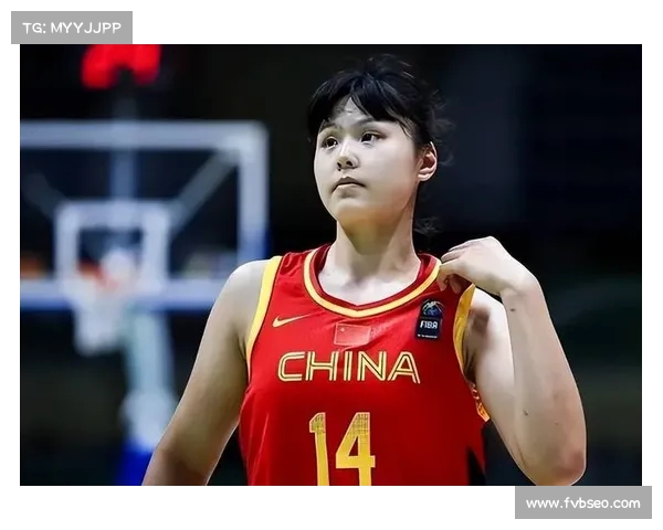 李月汝发布会流利英文展现进步 主帅盛赞她在训练中的突破(李月汝介绍) 李月汝发布会流利英文展现进步 主帅盛赞她在训练中的突破(李月汝介绍)