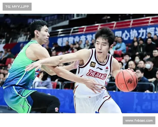 三篮廊坊站惊现意外!陆文博手臂受伤,队医确认伤情不重 三篮廊坊站惊现意外!陆文博手臂受伤,队医确认伤情不重